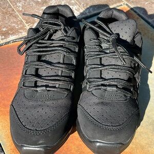 NWOB Capezio Women's Fierce Dansneaker, Size 6.5